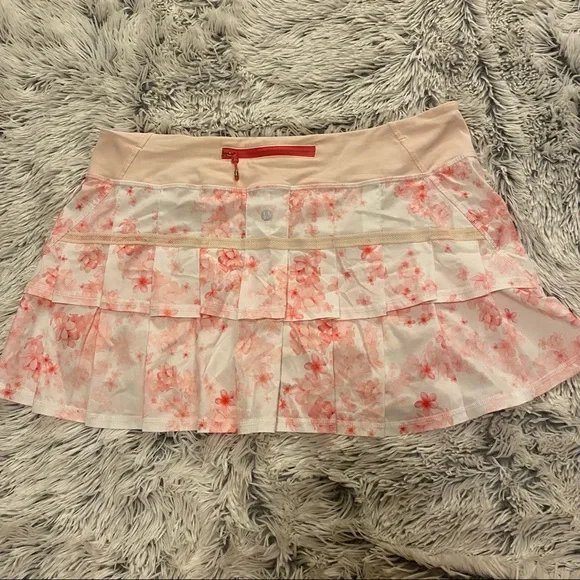 Lululemon Pace Setter Skirt - Picture 3 of 6